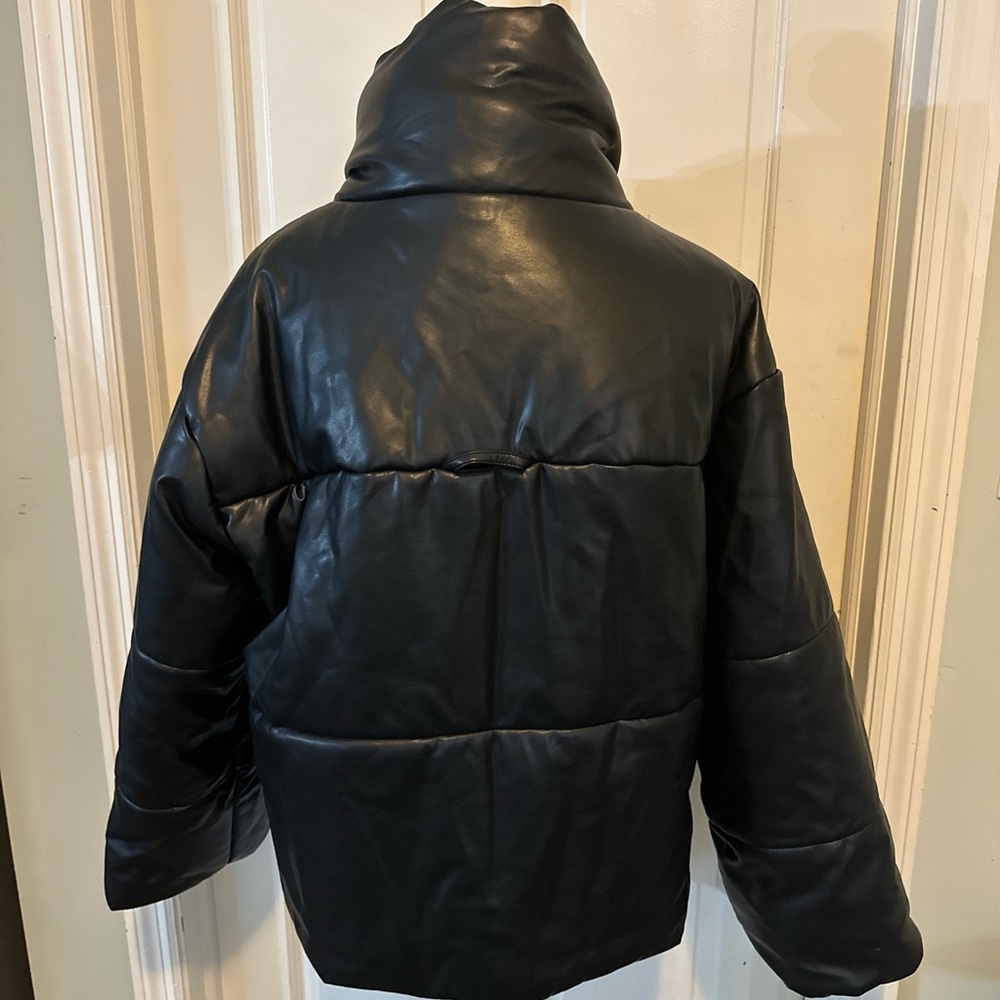Gentle Herd High-Neck Puffer Jacket Black Size Medium‎ Vegan Leather - Picture 6 of 12